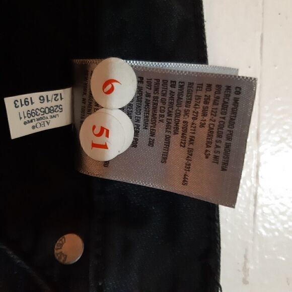 AEOāBlackāDistressedĀ DenimāMiniāSkirt - Picture 6 of 10